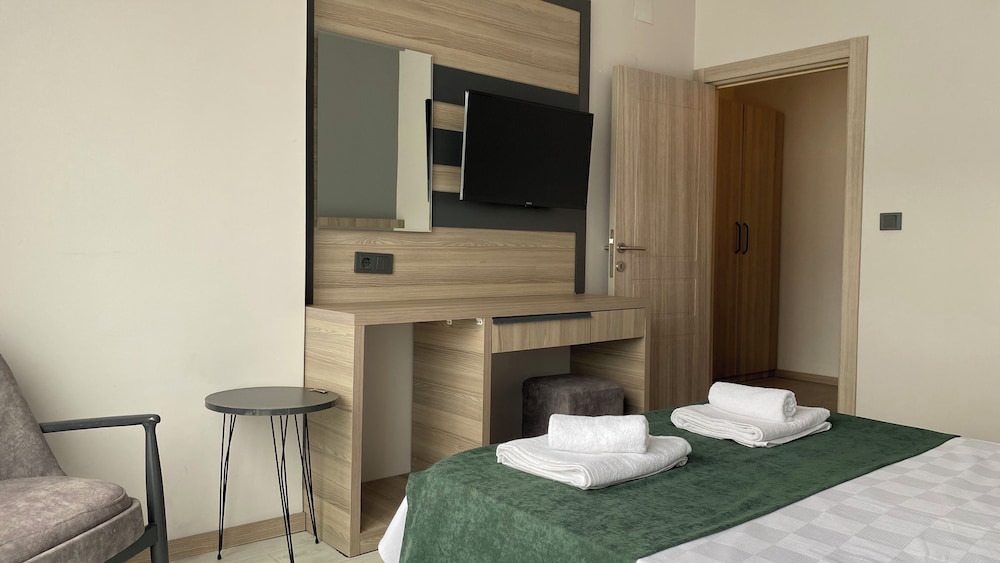 Medos hotel 23/56