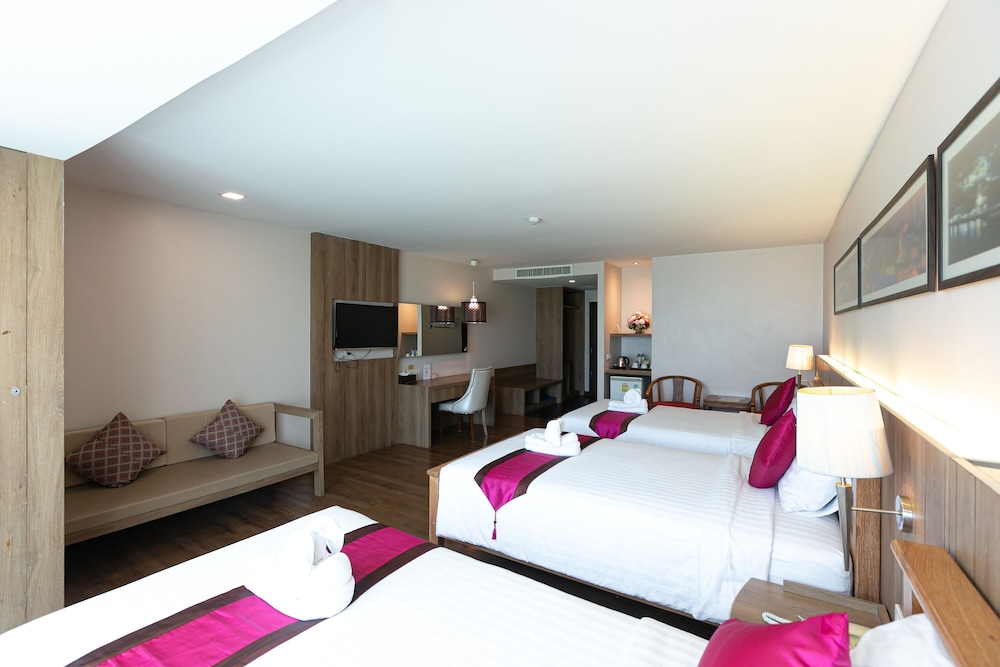 غرفة ثلاثية بثلاثة أسرّة، Grand Ratchapruek Hotel 8/10