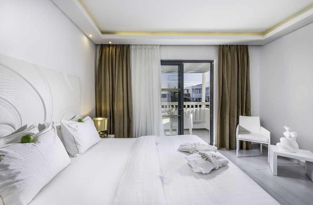 Diamond Deluxe Hotel Wellness Amp Spa Adults Only 47/76
