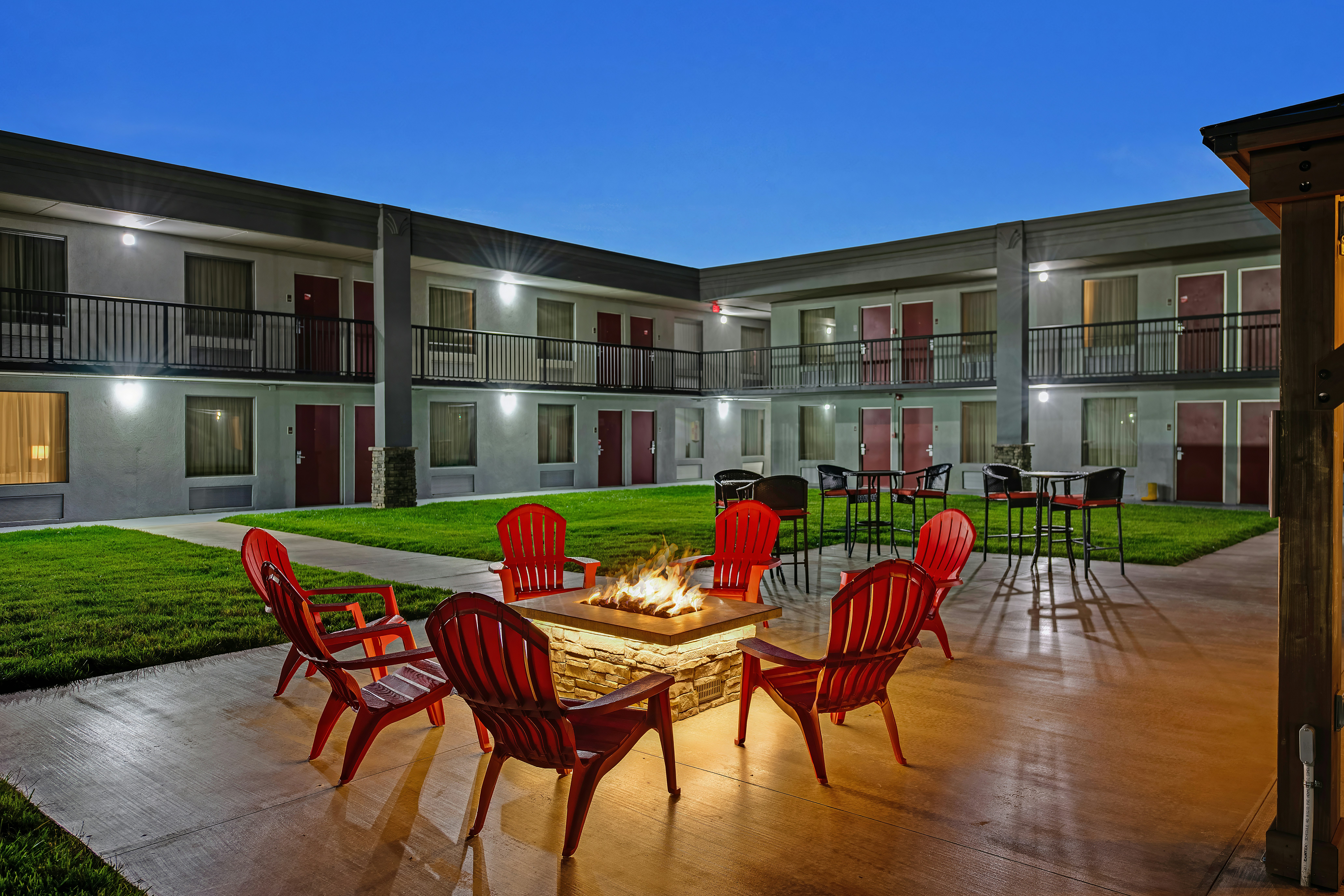Red Roof Inn & Suites Wilkesboro 18/32