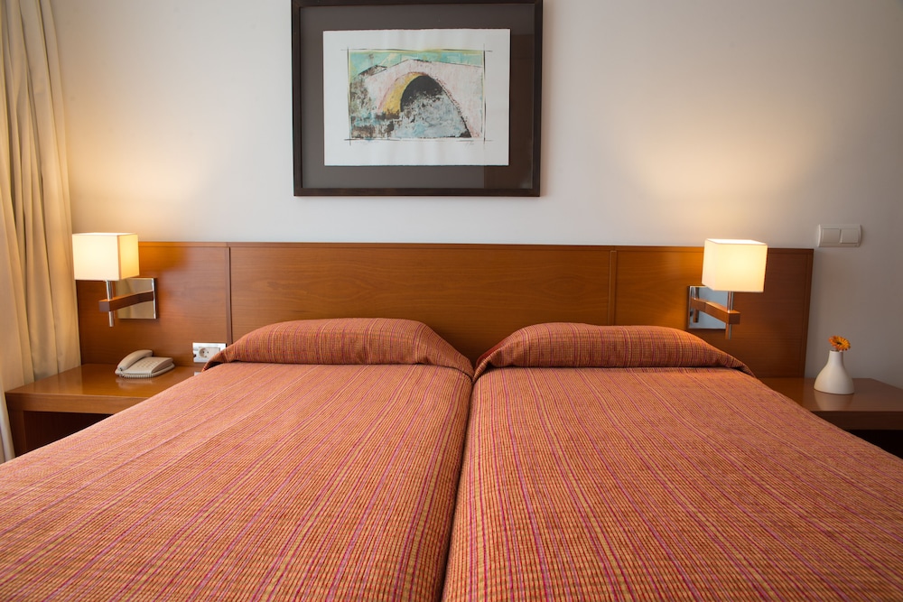 Miera Hotel 21/32