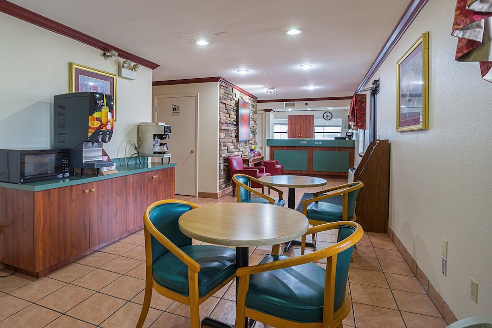 restaurant-cafeteria