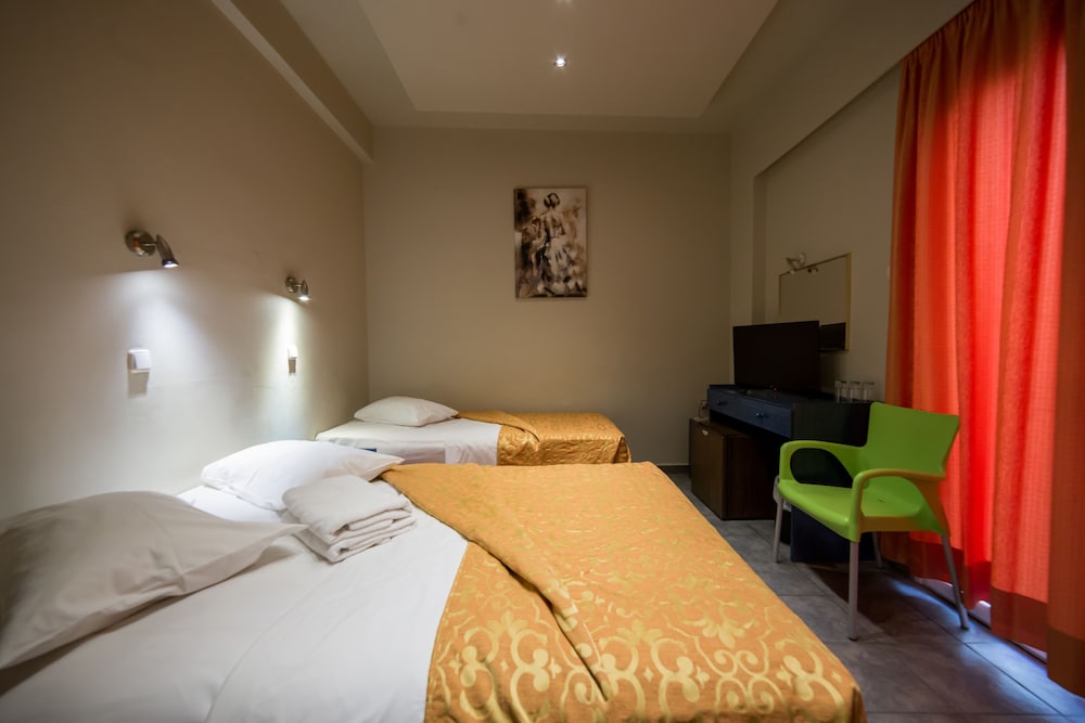 Nafsika Hotel 9/50