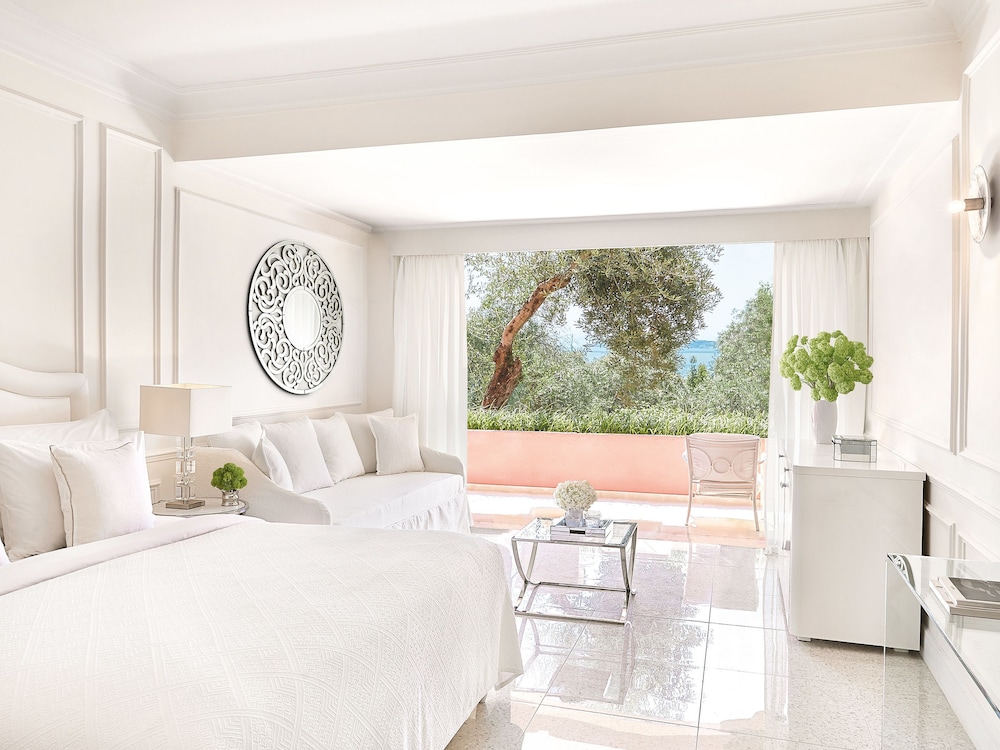 Corfu Imperial, A Resort to Live 50/74