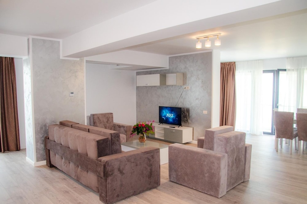 Miramare Residence 18/45