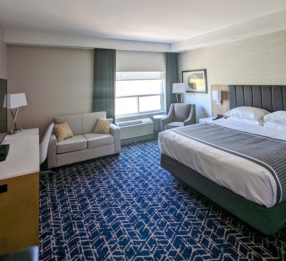 Best Western Premier Route 97 Vernon 12/47