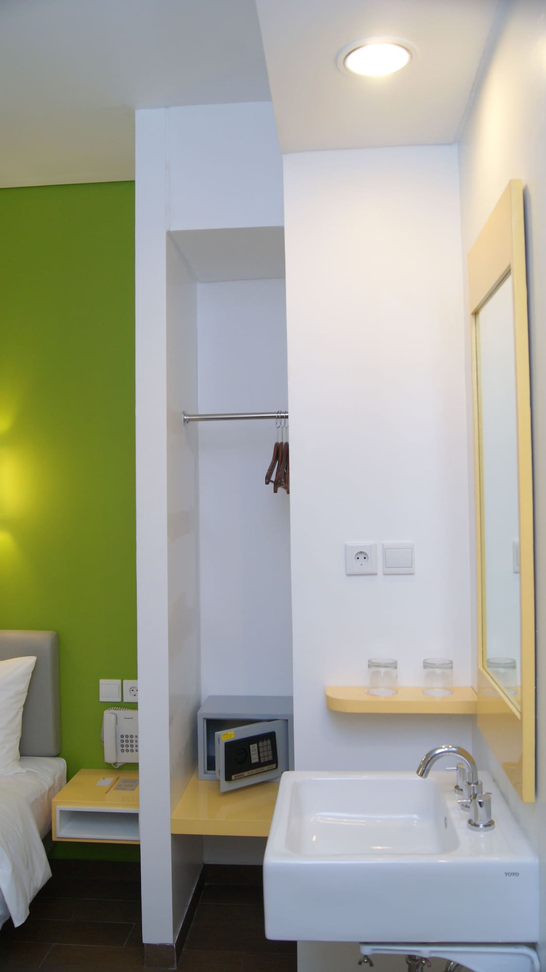 Smart Room Twin