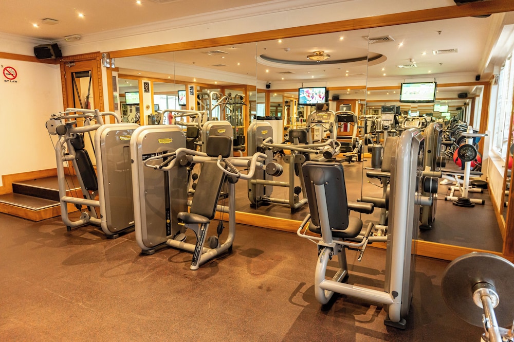 Majestic Premier Hotel Bur Dubai 30/50