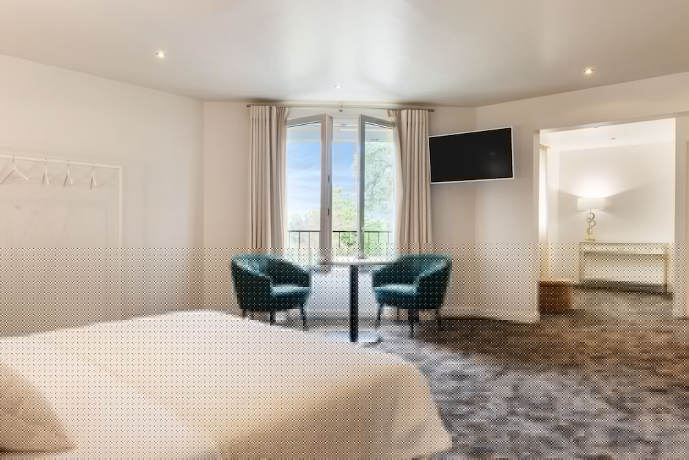 Orleans Parc Hotel 24/73