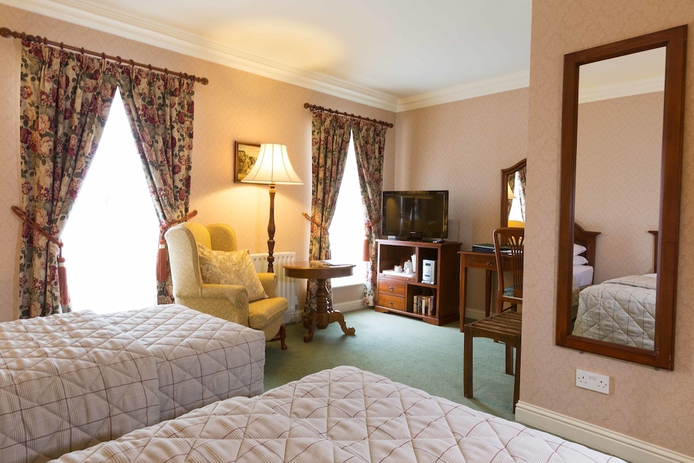 Seaview House Hotel 8/39