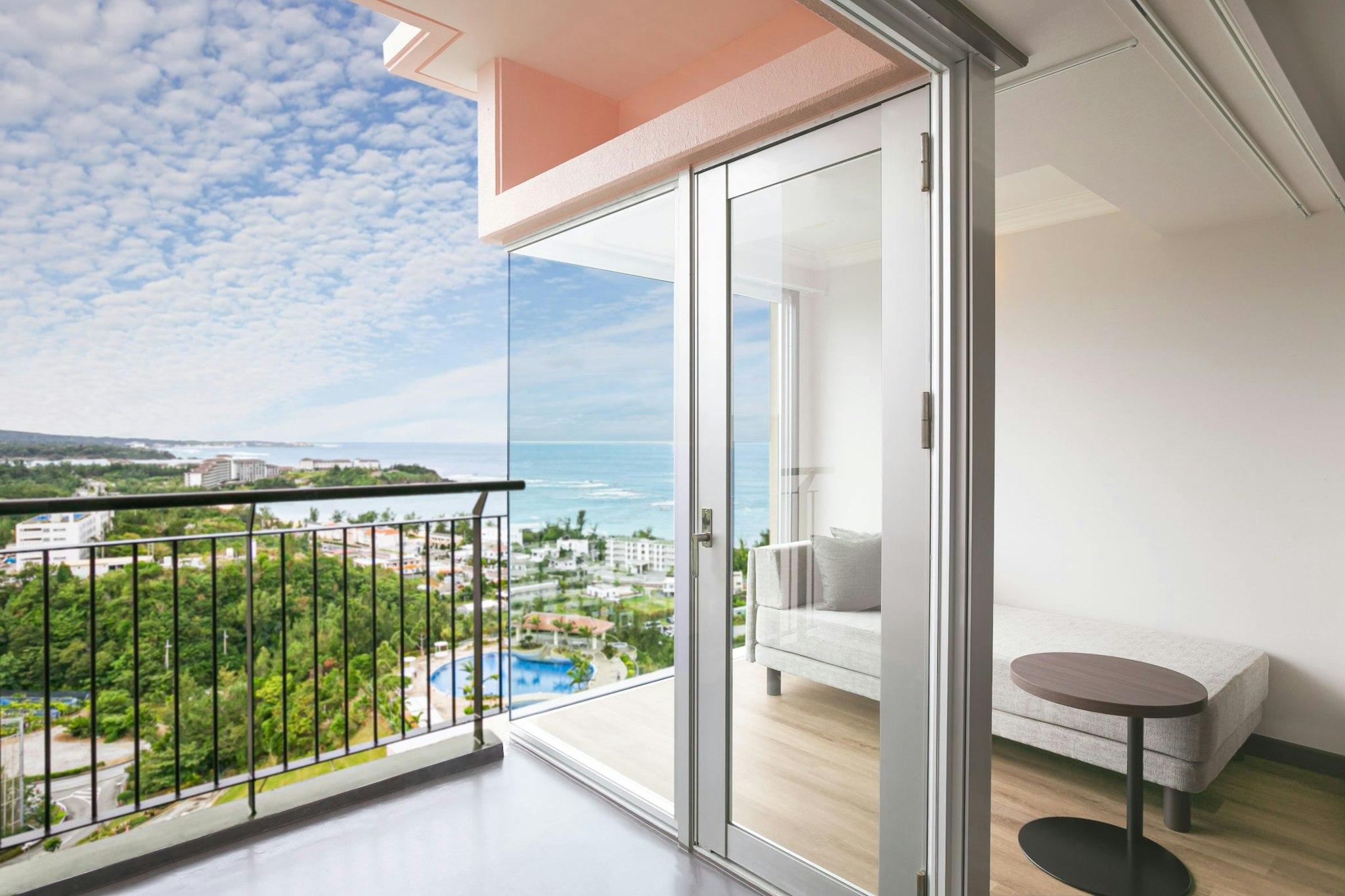 Executive, Twin Beds, Ocean View