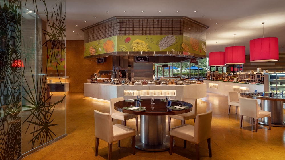 Novotel Citygate Hotel Hong Kong 50/62
