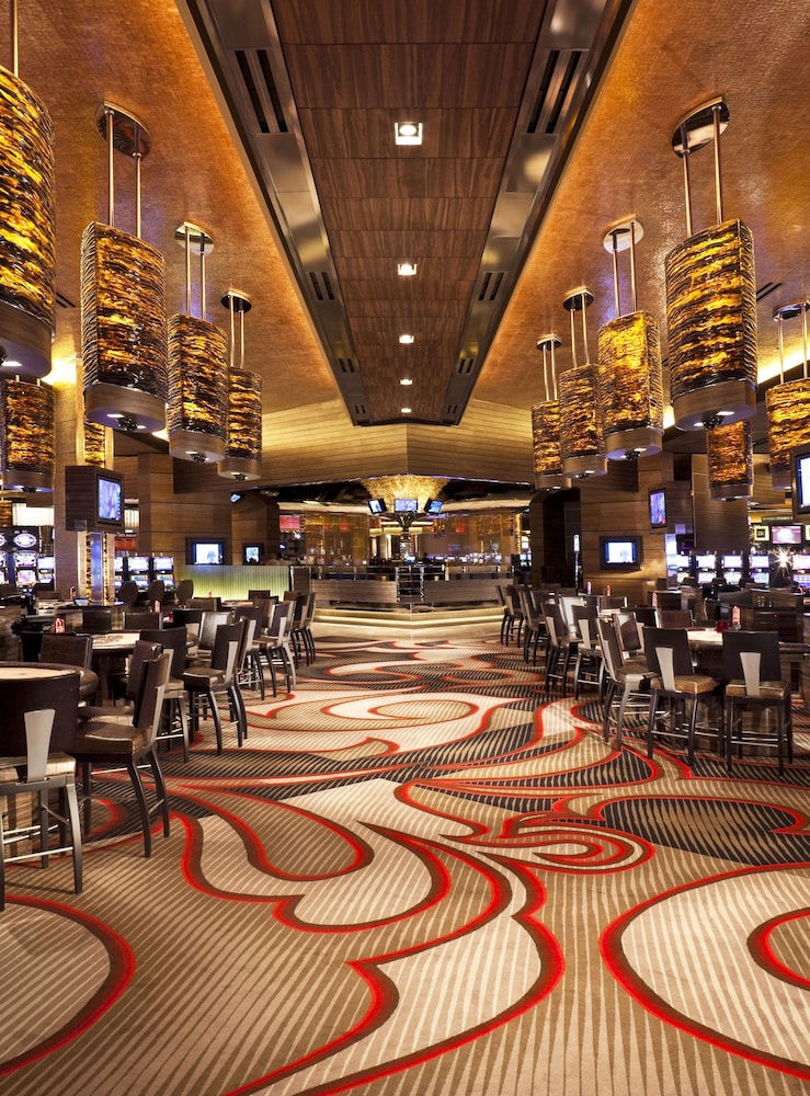 M Resort Spa & Casino 40/56