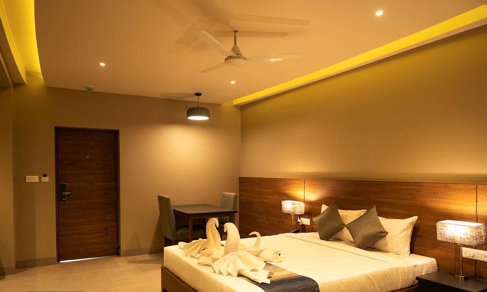 Cosmique Clarks Inn Suites Goa 17/48