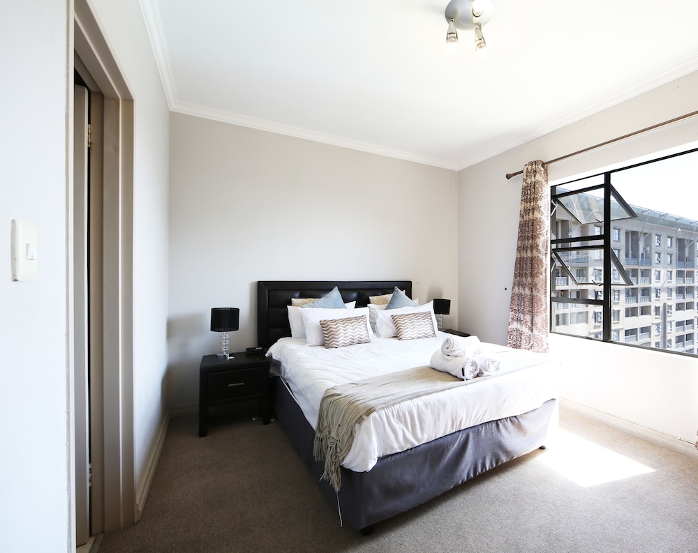 Sandton Executive Suites - Westpoint 19/70