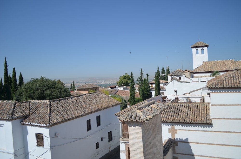 Hotel Santa Isabel La Real 56/66