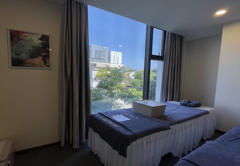 Danaciti Hotel 32/68
