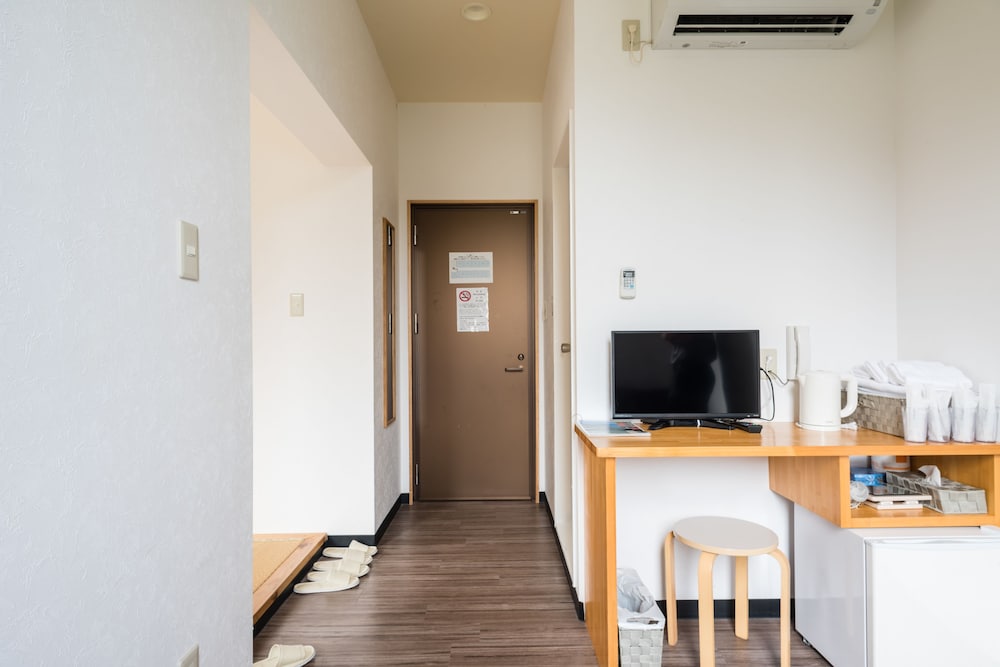Low Cost Resort Manza Beach 38/55