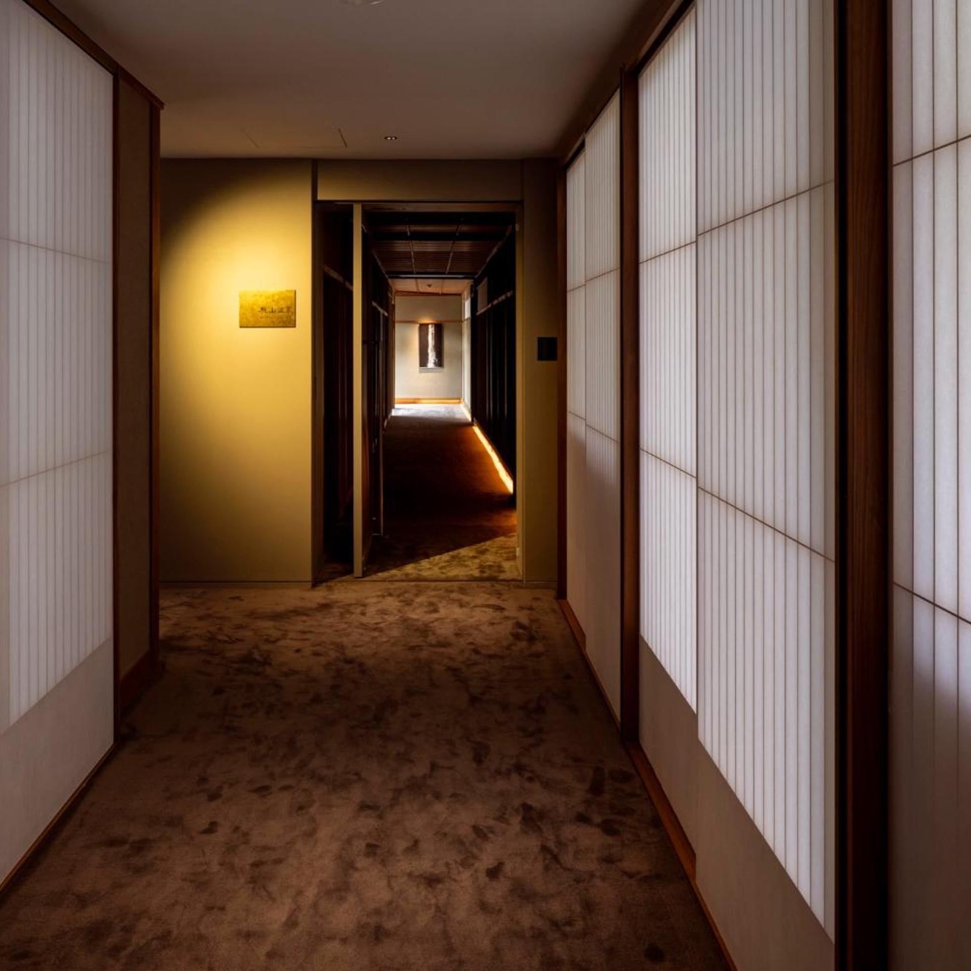 Momoyama Onsen Tsukimikan 23/49