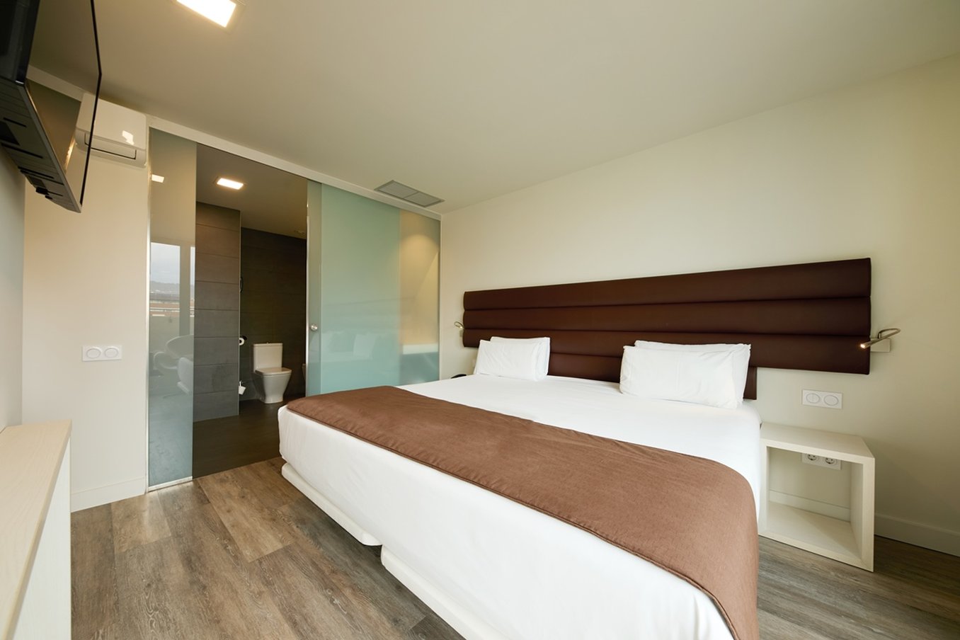 1881 Barcelona Gran Rosellon Hotel 14/73