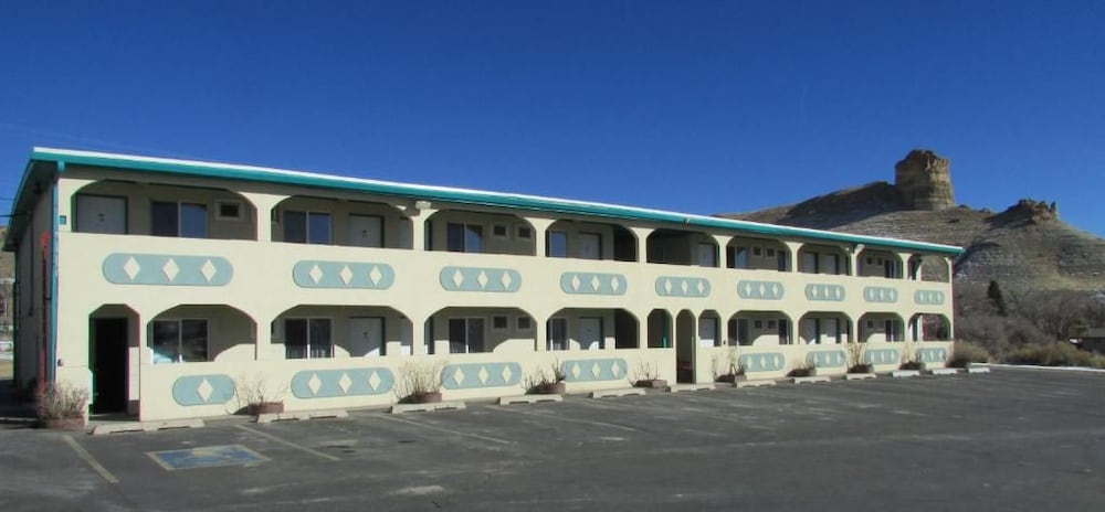 Western Inn 1/25