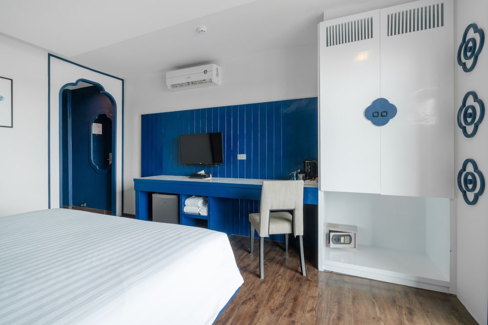 Boutique, Deluxe, Double Bed, Balcony