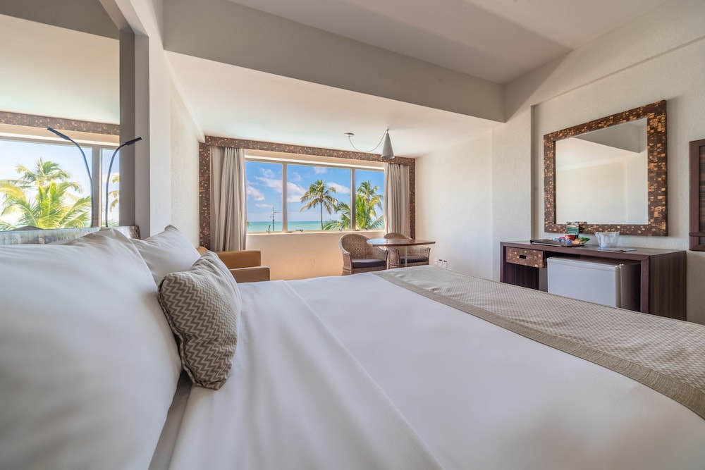 PREMIUM PLUS SUITE