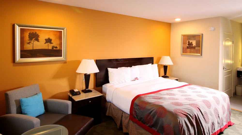 Ramada By Wyndham Culver City 11/49