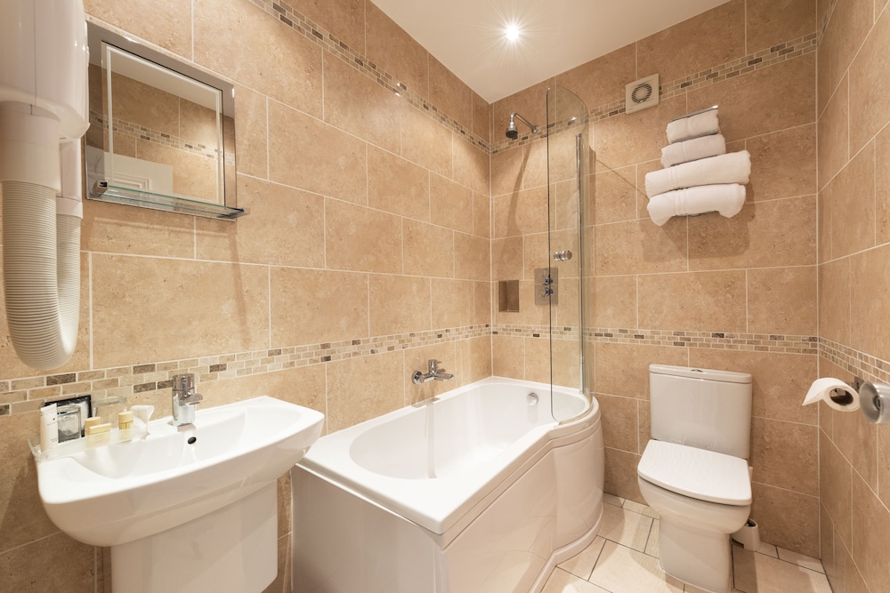 Statham Lodge Hotel 47/50