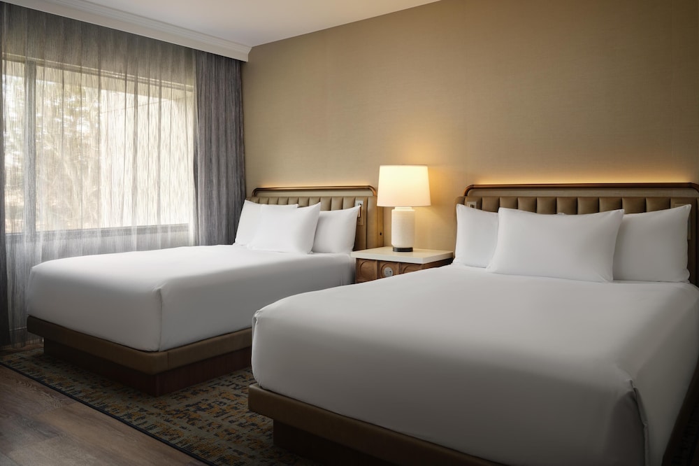 Hyatt Regency Suites Atlanta Northwest 16/65