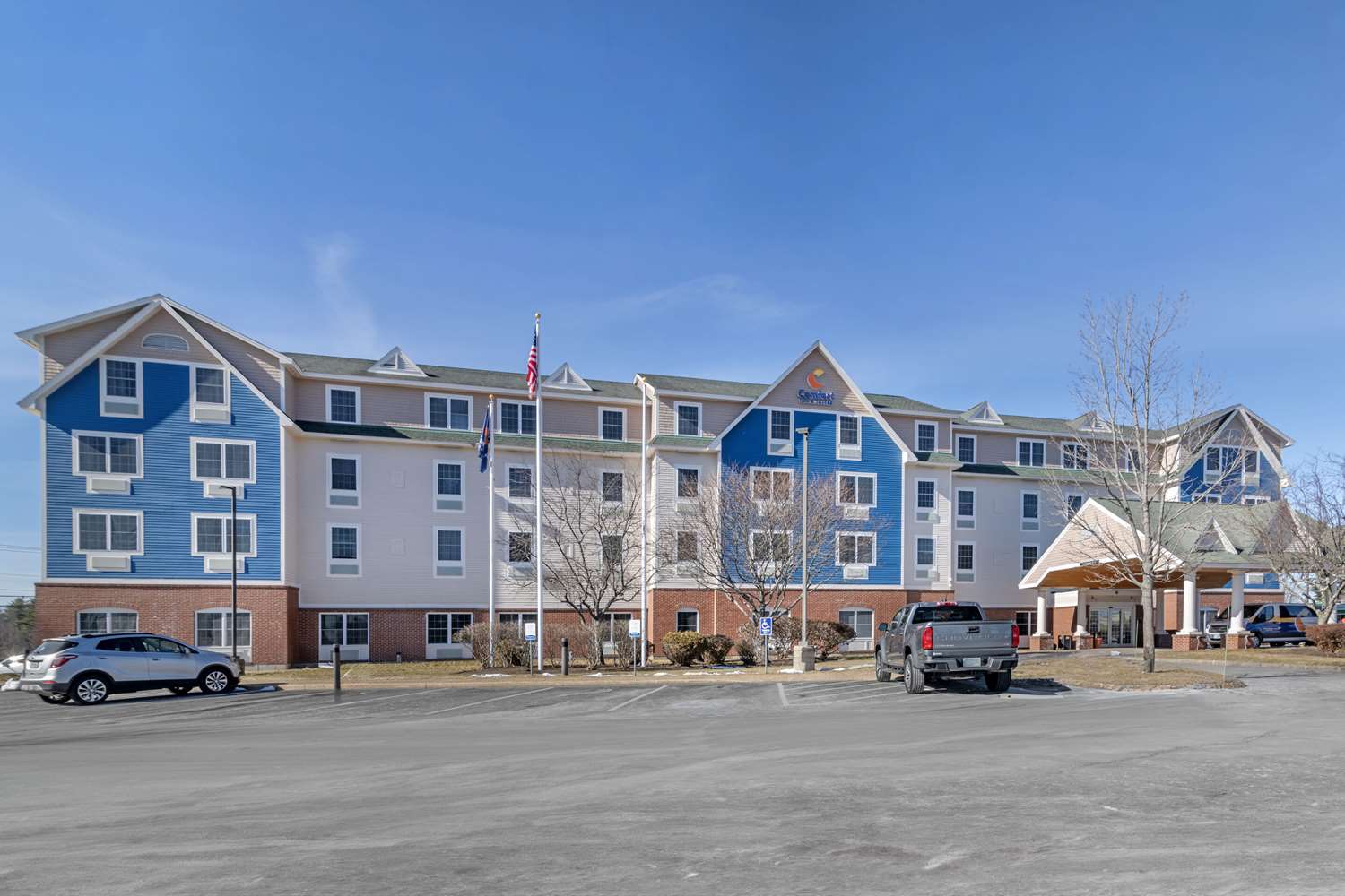 Comfort Inn and Suites Dover-Portsmouth 45/46
