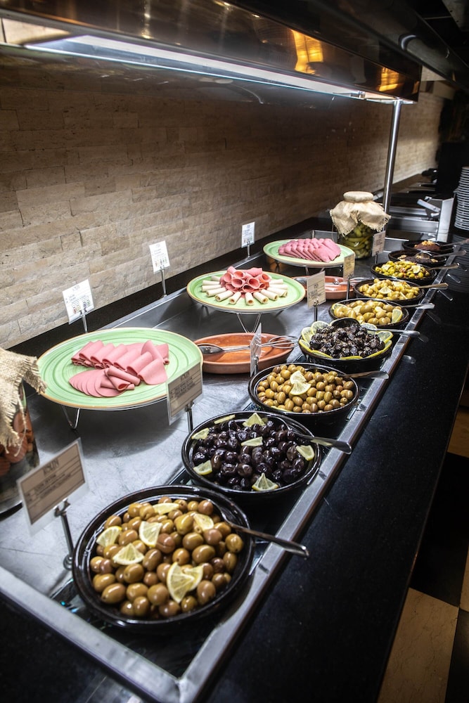 Kolin Hotel Spa & Convention Center 25/63