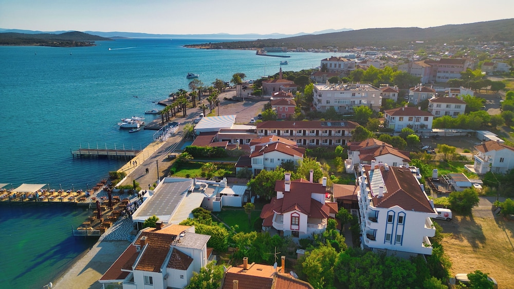 Cunda Ezer Otel 57/63