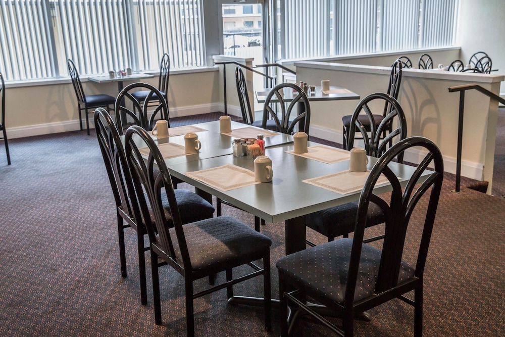 Quality Inn Elizabeth City near University 29/44