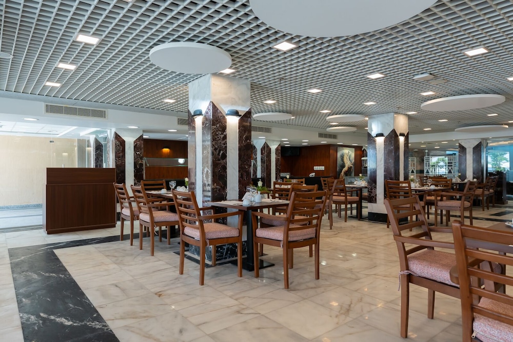 Safir Marsa Matrouh Resort 51/63