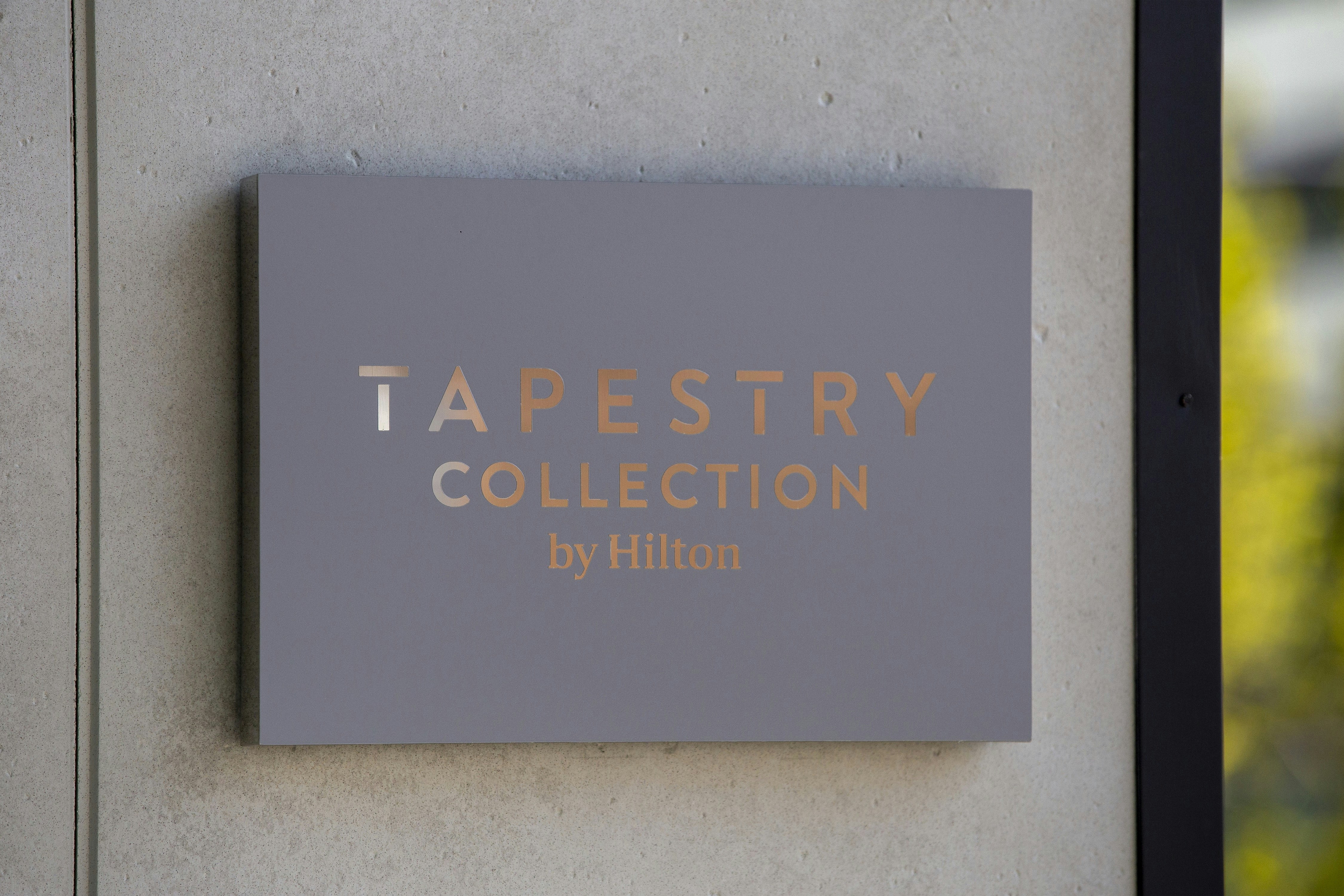 The Lloyd Stamford Tapestry Collection By Hilton 14/48