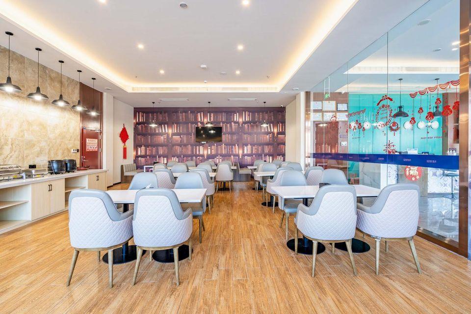 Gem Anqing Wangjiang County Central Mall Fengqi Road Hotel 48/58