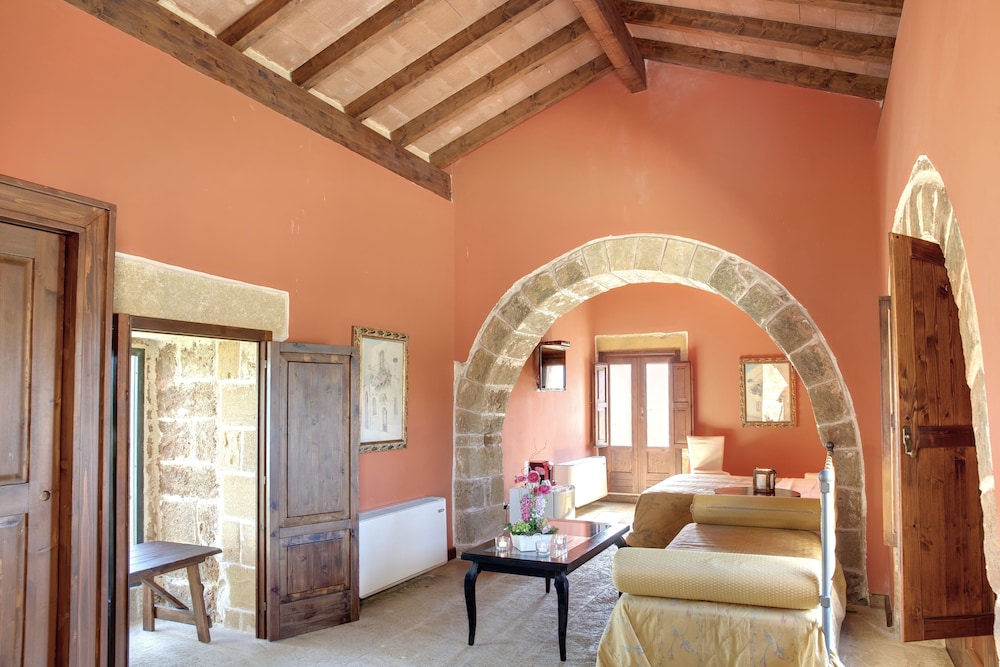 Tenuta Monacelli Masseria Giampaolo 64/80