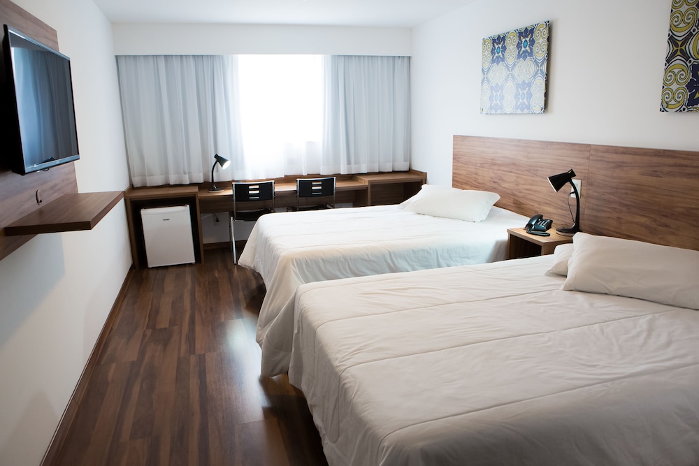 Trade hotel 23/64