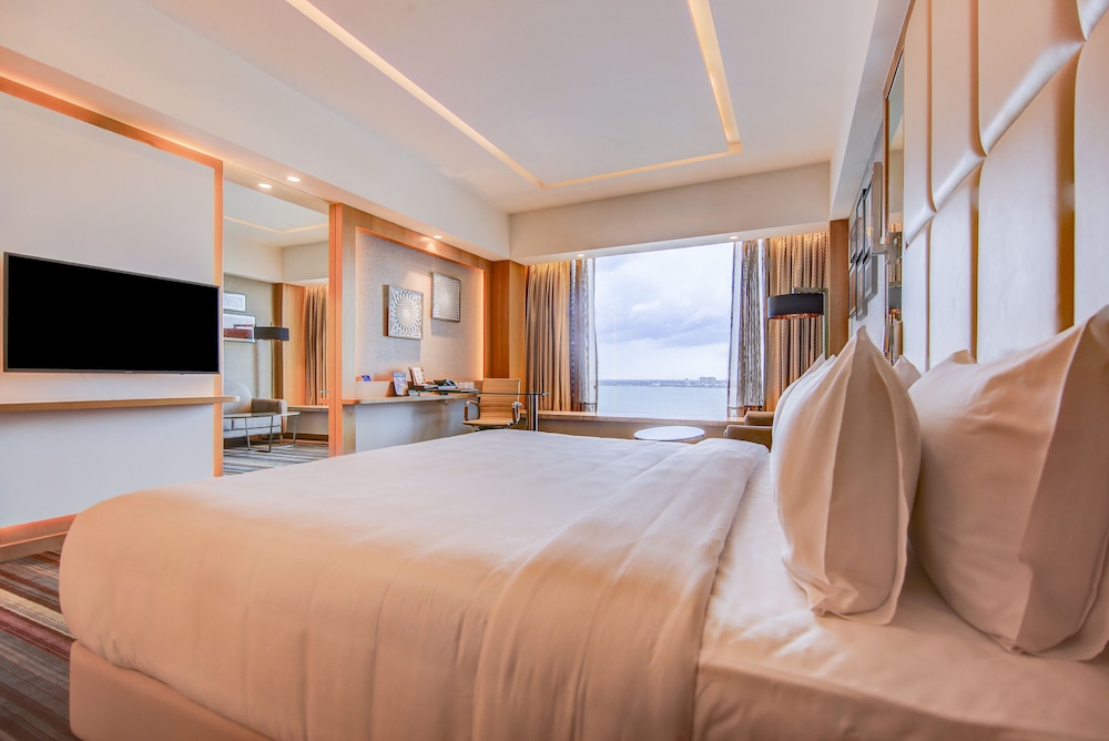 Radisson Blu Gorakhpur 11/50