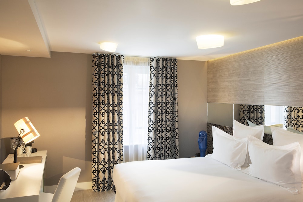Hotel Dupond Smith 14/67
