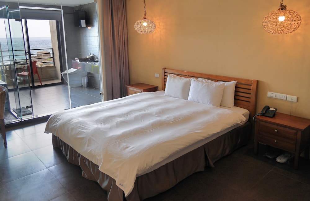 Jing Guan Hotel 7/50