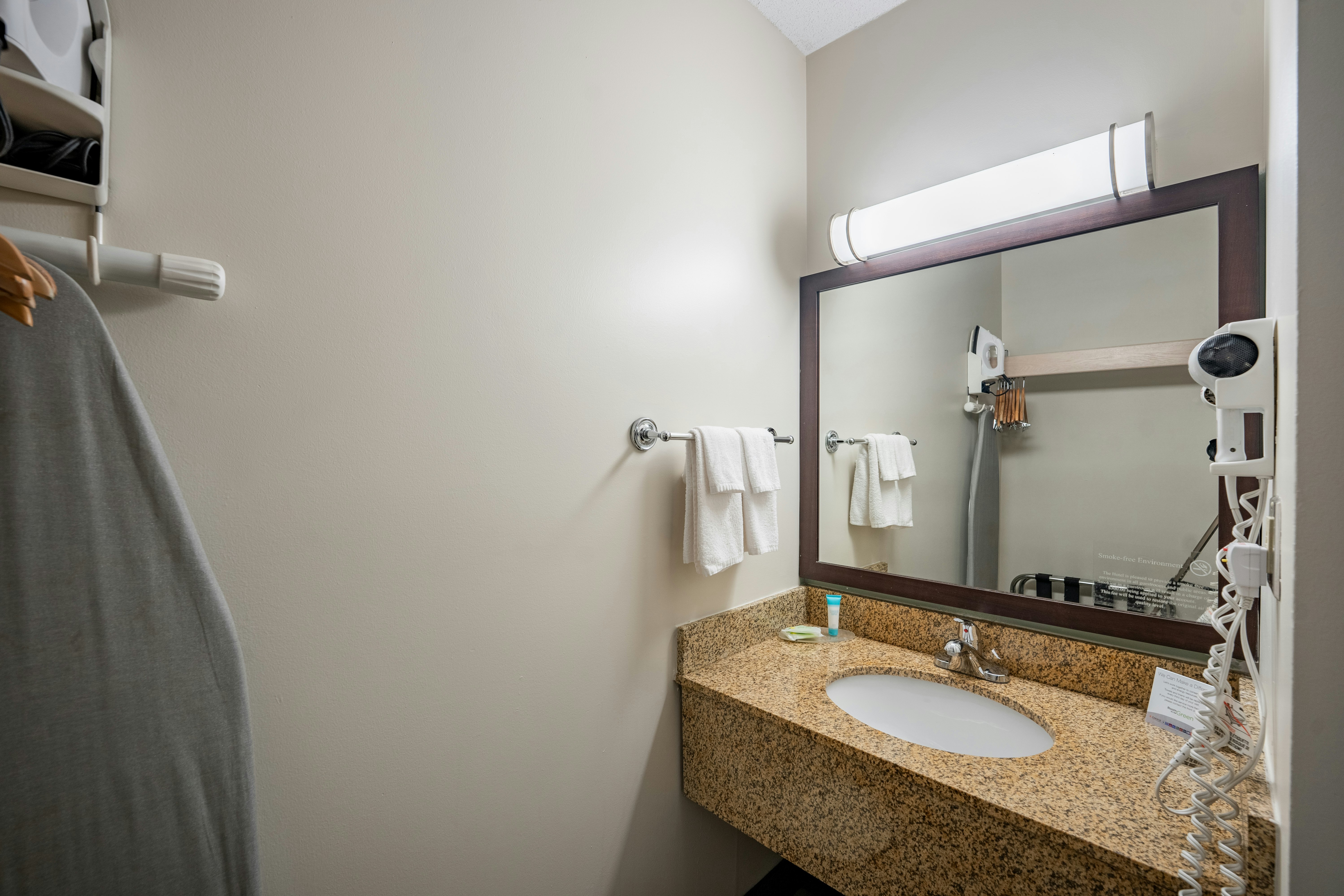 Halifax Airport Hotel 19/19