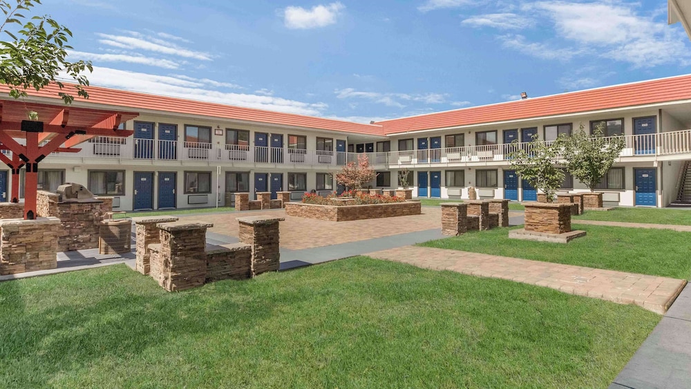 Motel6 Fremont, CA - South 47/57