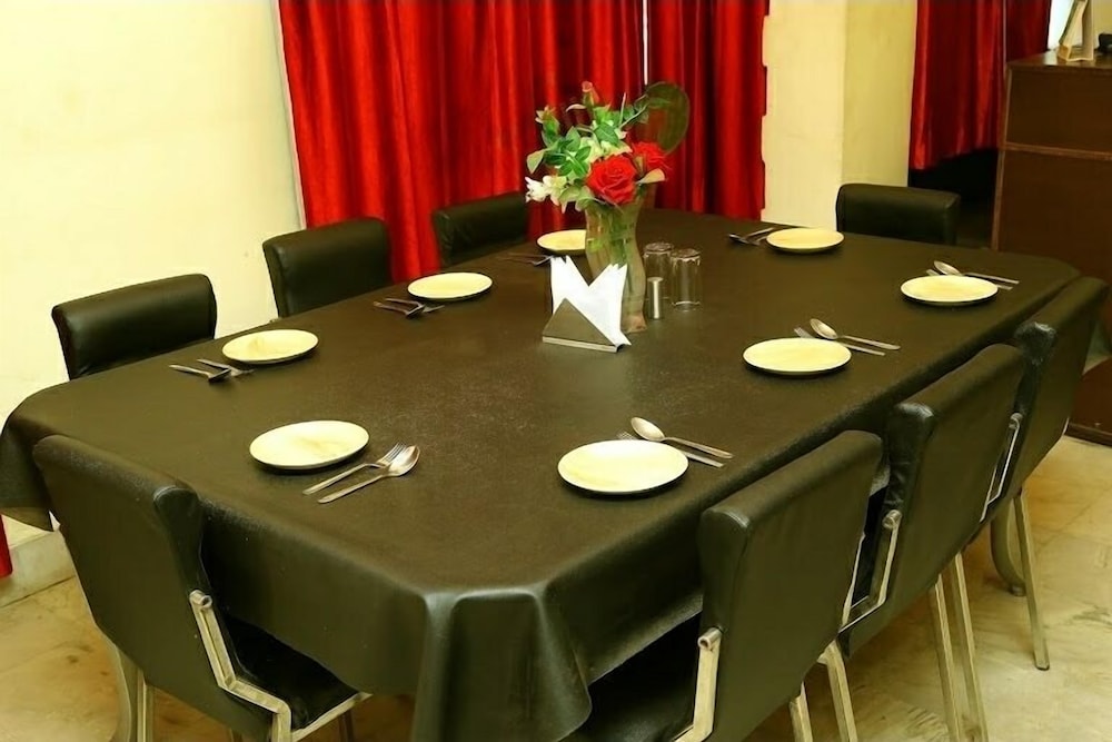 Holidei Inn 33/40