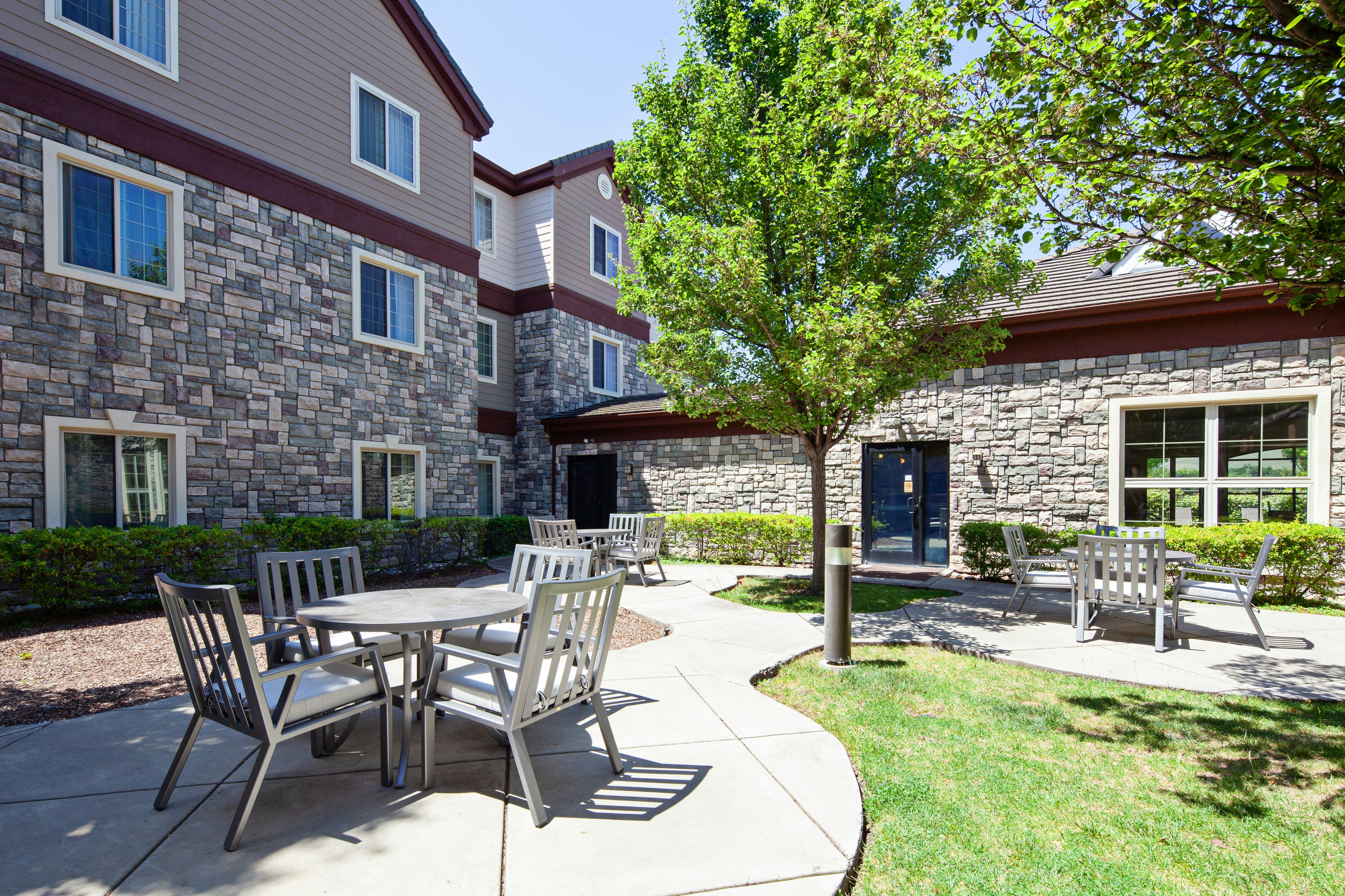 Staybridge Suites Fairfield Napa Valley Area 63/66