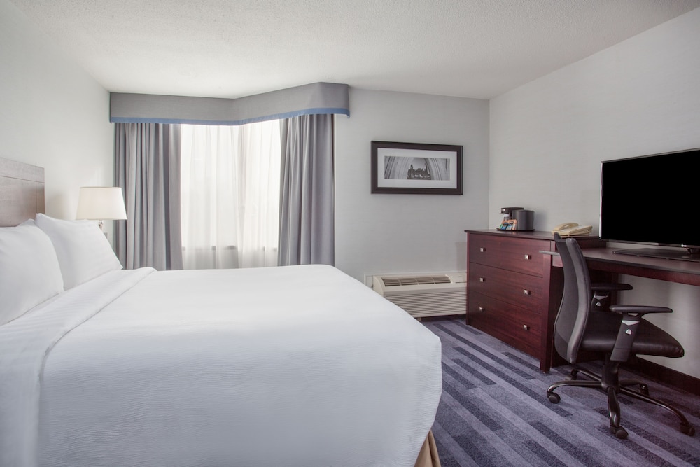 Holiday Inn Ottawa East 26/76