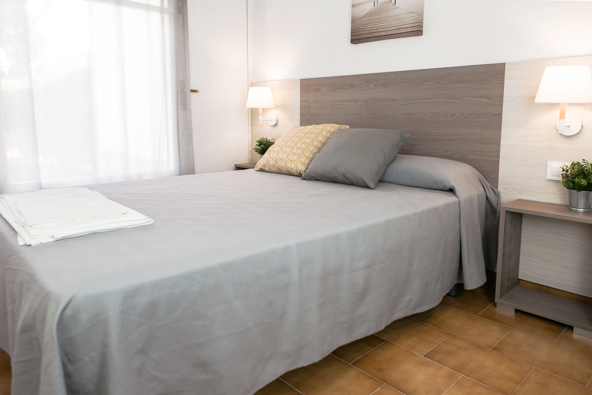 1 BEDROOM, APARTMENT, PATIO, GROUND FLOOR