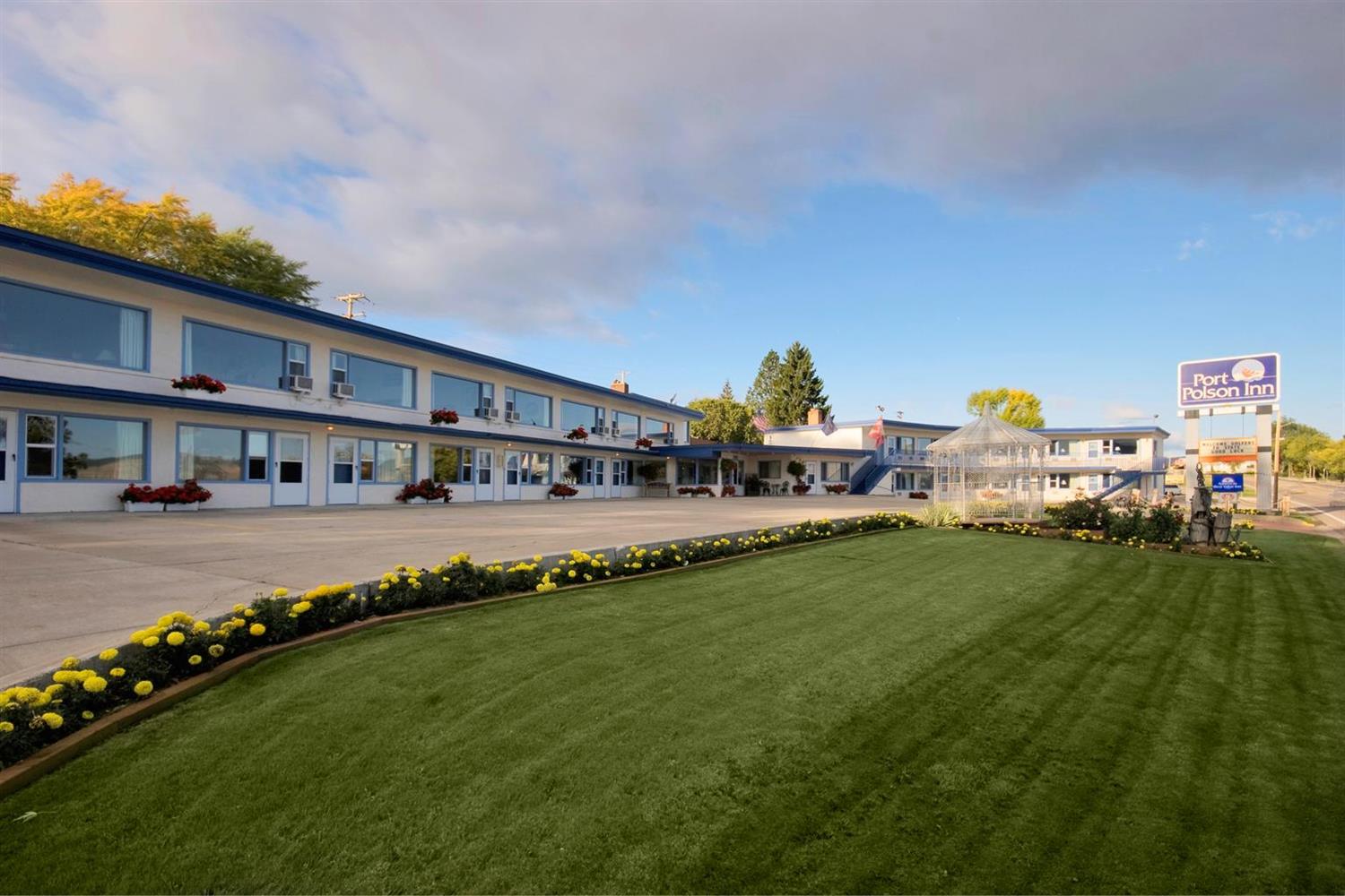 Americas Best Value Port Polson Inn 63/67