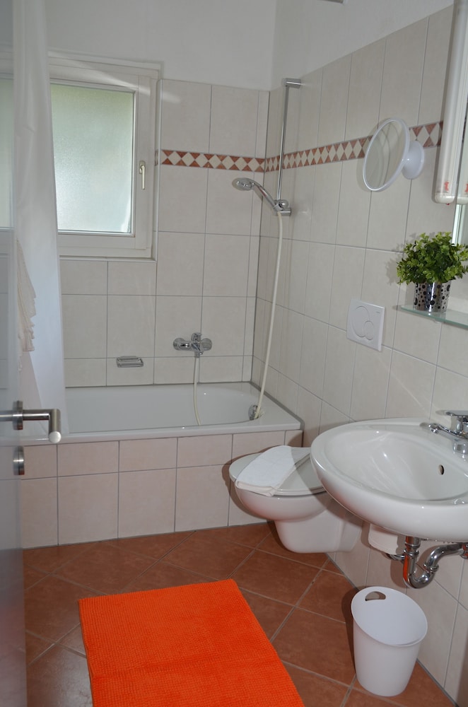 Neu Heidelberg - Guesthouse & Apartments 42/50